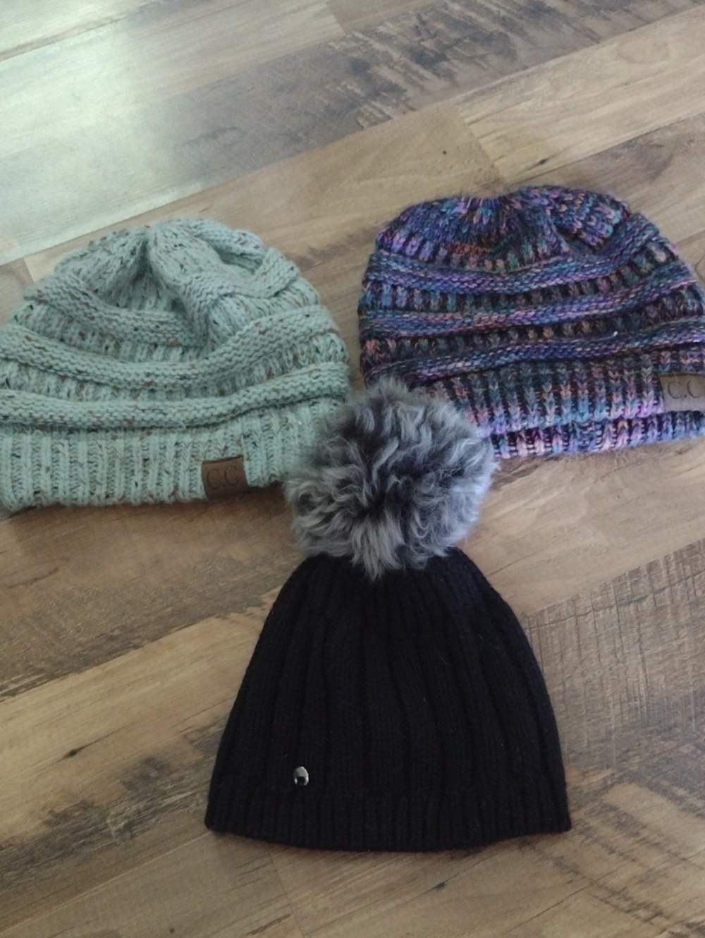 Total of 3 Beanies Blk One Is ugg Women's